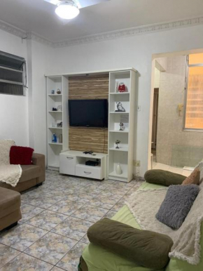 Apartamento 2 quartos no Posto 2 (Copacabana)